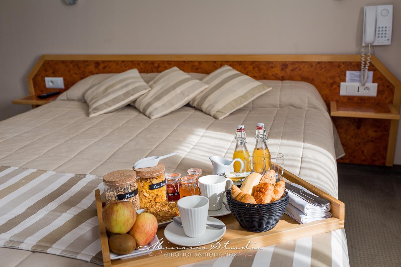 Beau Rivage Hotel Nogent-sur-Seine Kültér fotó